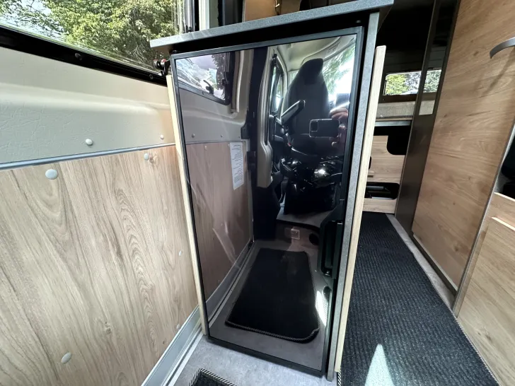 Fahrzeugbild Dethleffs Globetrail Active 600 DS *Aufstelldach* #21