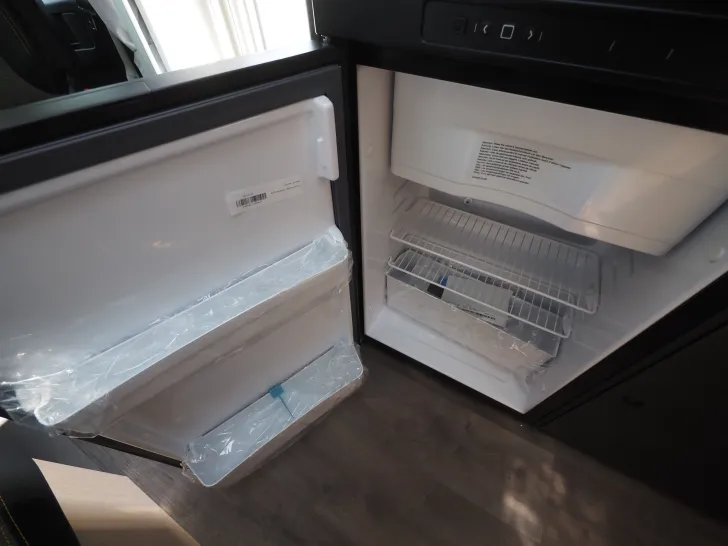 Fahrzeugbild Sunlight A 60, Neues Modell, mit Automatik ! #11